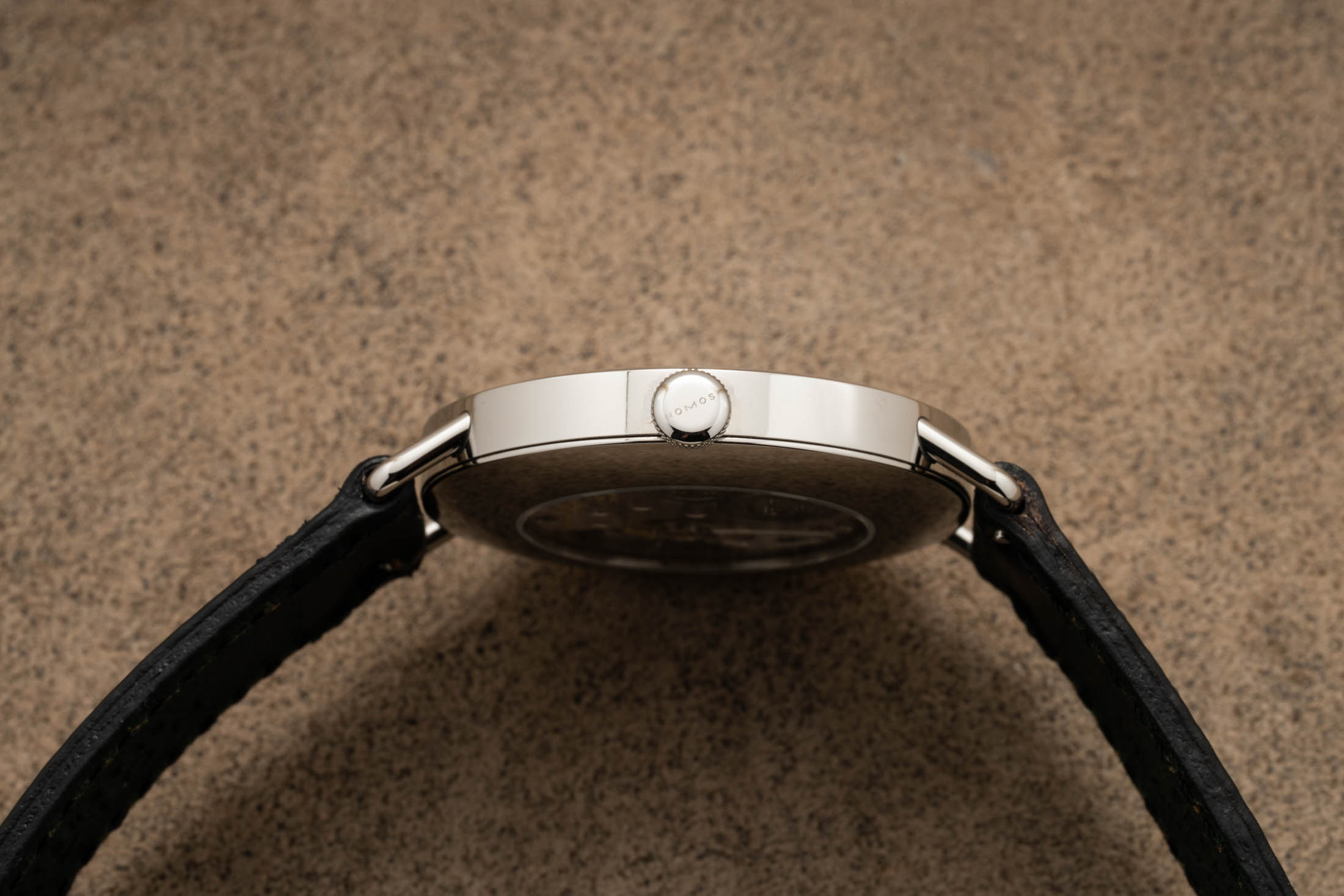 Nomos Metro Date Power Reserve - photo